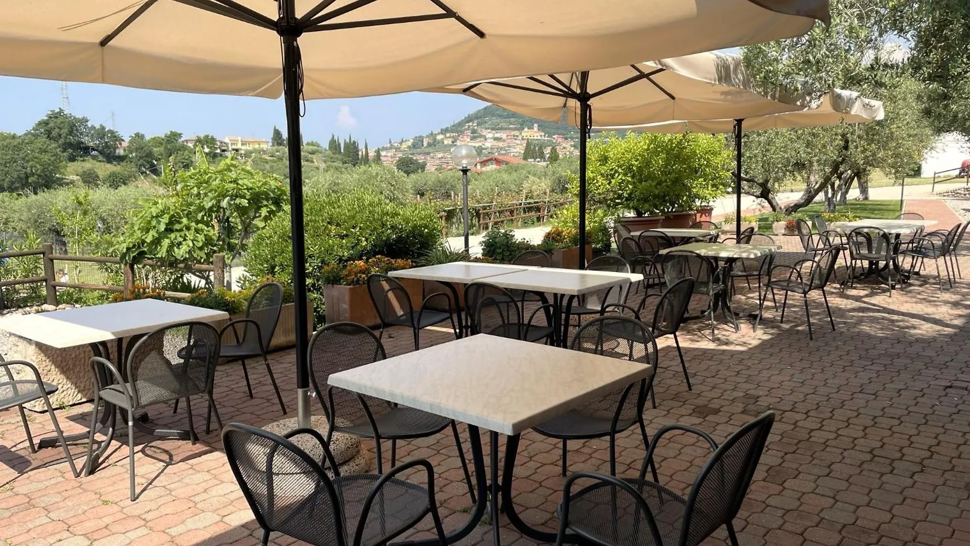 הוילה קאבאיון ורונסה Al Colle 0*,  איטליה